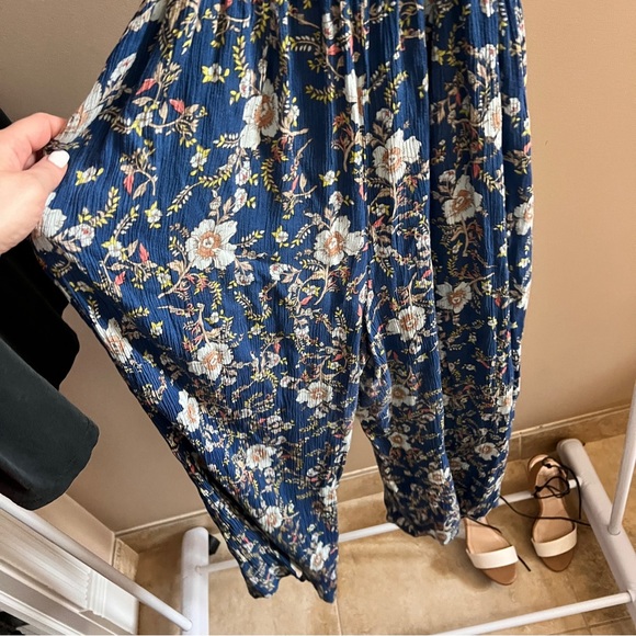 100% rayon summer flowey jumpsuit - Picture 6 of 10